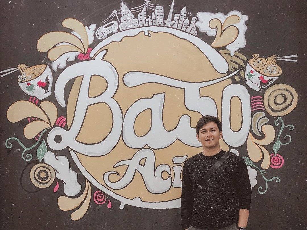 Eno Retra: Sosok Di Balik Baso Aci Mantan Kekinian